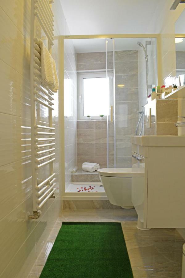 Lunima Apartment Zagabria Esterno foto